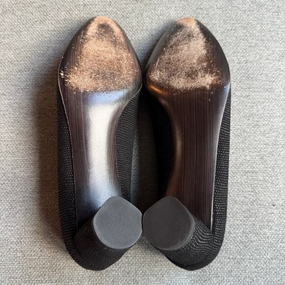 Stuart Weitzman Textured Kenna Black Leather Pump Classic Mature Women's 8.5 - Picture 10 of 12